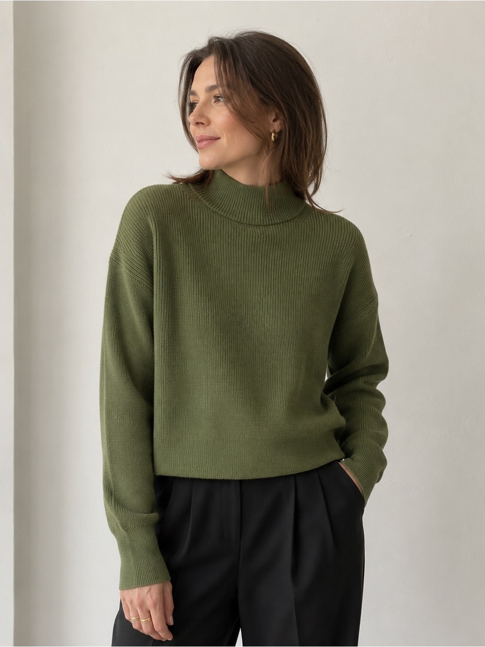Lululemon Merino Wool-Blend Ribbed Turtleneck Sweater Green Foliage Size 2